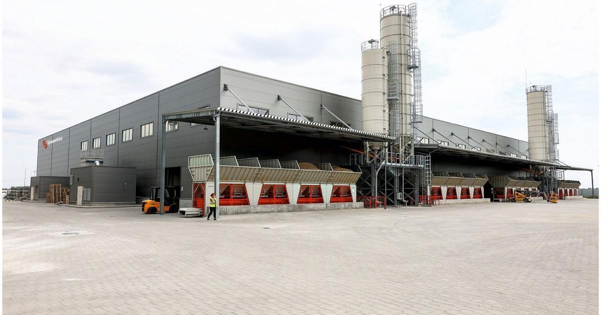 SYMMETRICA finalizează în această vară fabrica de 50 de mil. euro de lângă București
