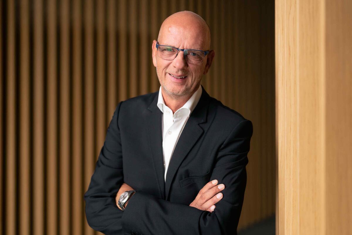 Directorul General Executiv al NEPI Rockcastle, Rüdiger Dany, va pleca în 2026, planul de succesiune este în desfășurare