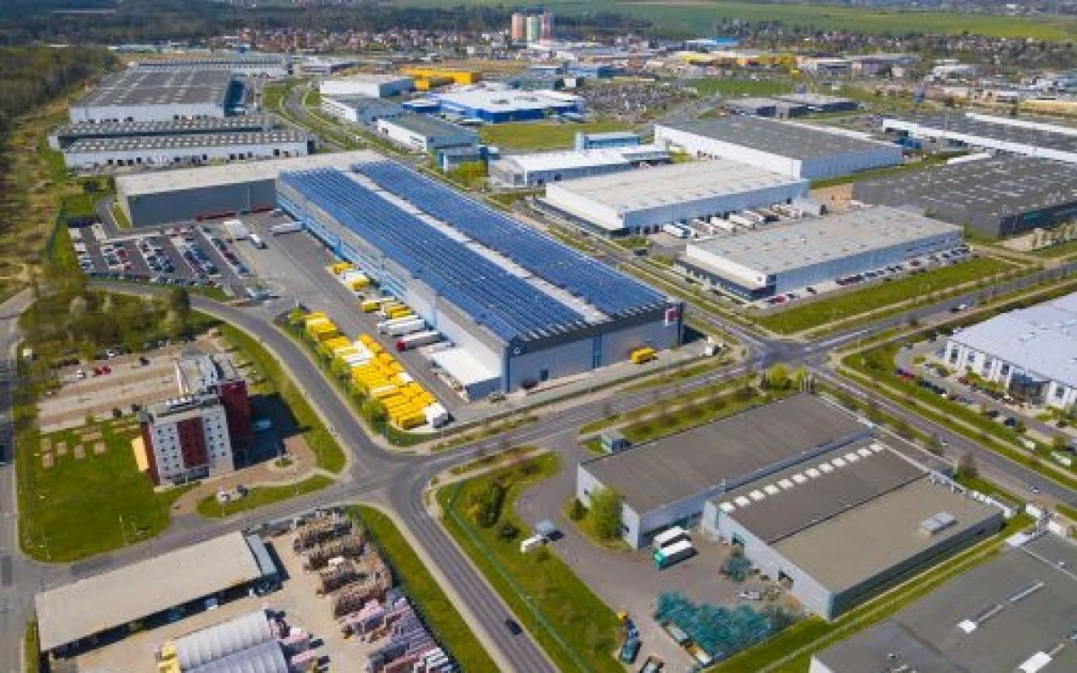 Boom-ul infrastructurii din România: valorificarea oportunităților de top în sectorul imobiliar comercial