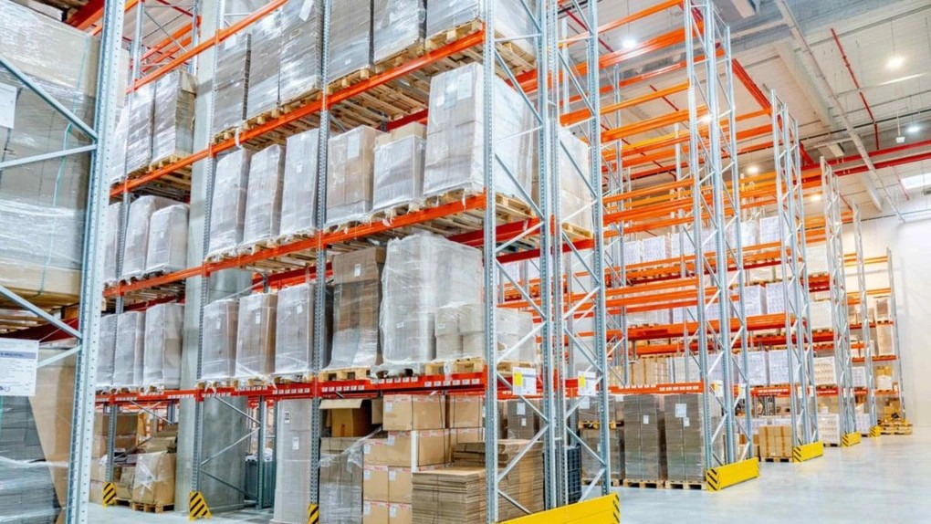 Creștere semnificativă pe piața industrială și logistică din România: peste 622.000 mp noi în construcție