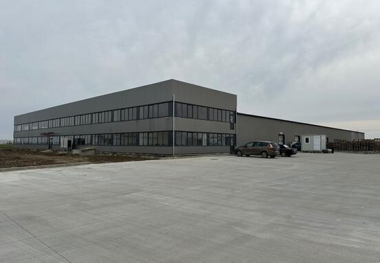 Depozit 7040mp, autostrada A1 km23 Bolintin Deal