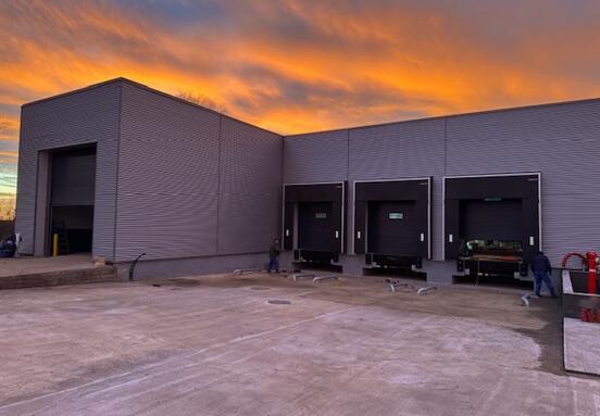 Spatiu Industial de inchiriat/vanzare 3750mp - 25min de Bucuresti